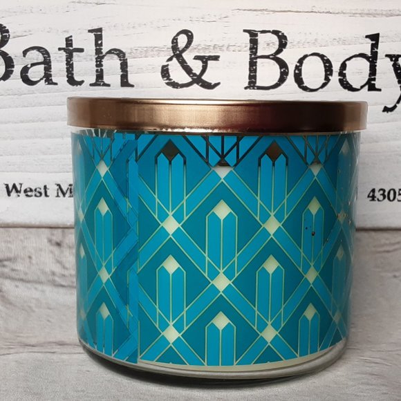 BATH & BODY WORKS 'CRANBERRY PEAR BELLINI' 3~WICK CANDLE DECORATIVE WRAP - Picture 2 of 6